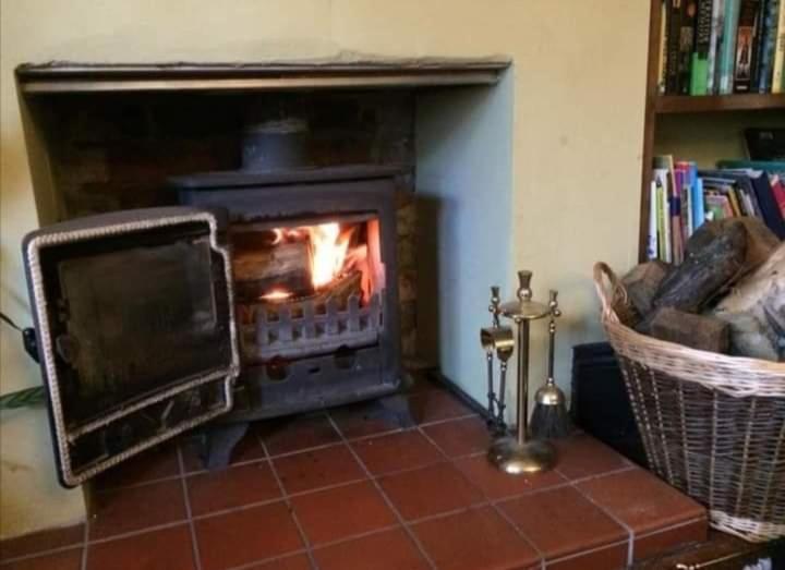 Llangollen Hostel Guest Rooms - No Dormitories - Self Catering Dış mekan fotoğraf